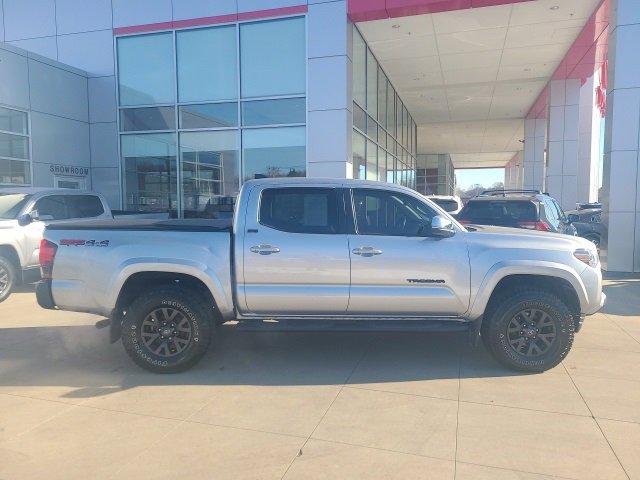 Used 2022 Toyota Tacoma SR5 image 8