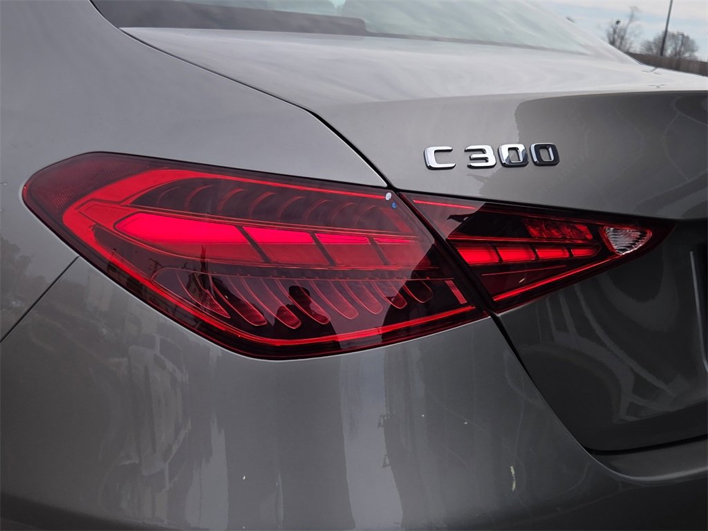 Used 2023 Mercedes-Benz C 300 Sedan image 12