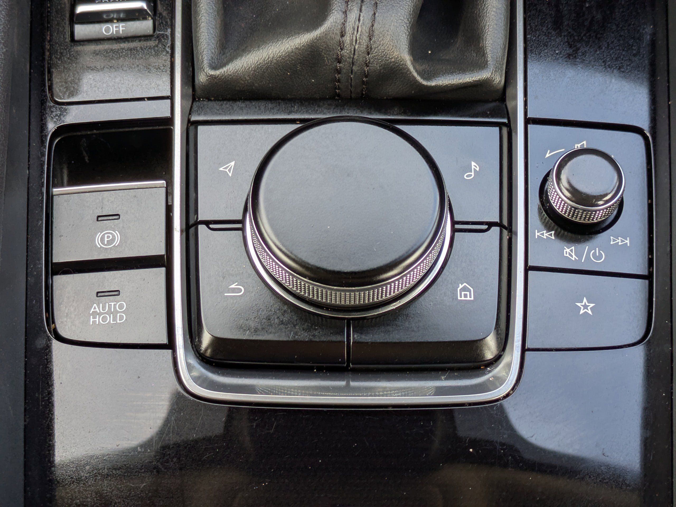 Used 2024 MAZDA MAZDA3 s image 20