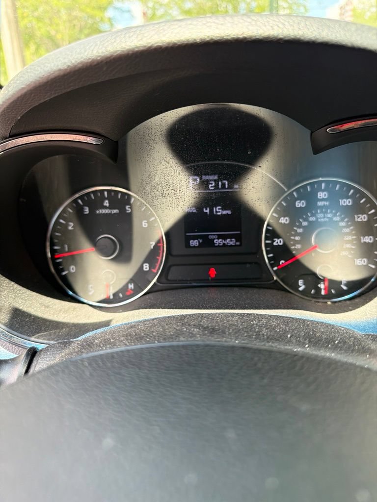 Used 2018 Kia Forte LX FWD image 3