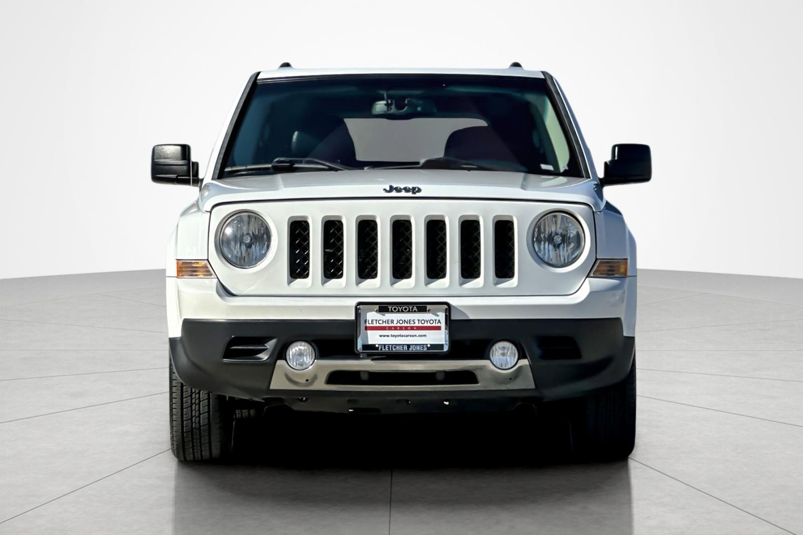 Used 2016 Jeep Patriot High Altitude image 8