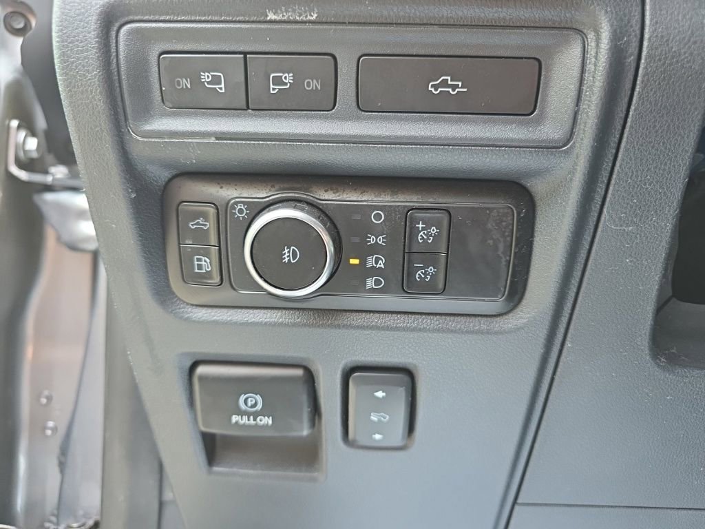 Used 2023 Ford F150 Lariat w/ Trailer Tow Package image 22