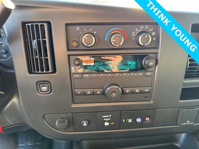 New 2025 Chevrolet Express 2500 w/ Enhanced Convenience Package image 19