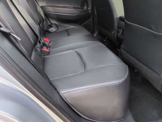 Used 2023 Toyota Corolla Cross XLE image 24