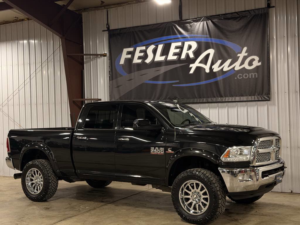 Used 2015 RAM 2500 Laramie w/ Convenience Group image 2