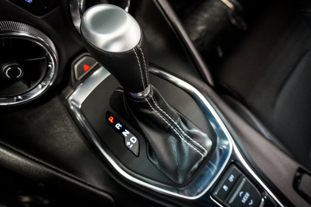 Used 2023 Chevrolet Camaro LT w/ Technology Package RWD image 22