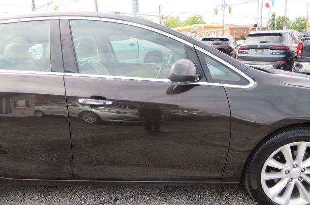 Used 2014 Buick Verano FWD image 41