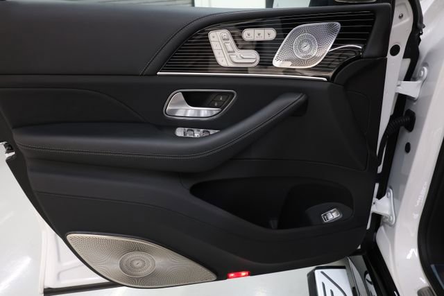 Used 2026 Mercedes-Benz Maybach GLS 600 4MATIC image 83