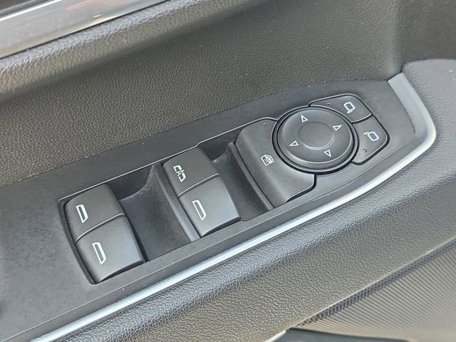 Used 2025 Chevrolet Silverado 2500 LT w/ Convenience Package image 12