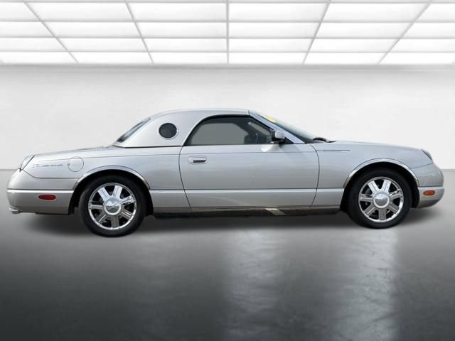 Used 2005 Ford Thunderbird RWD image 9