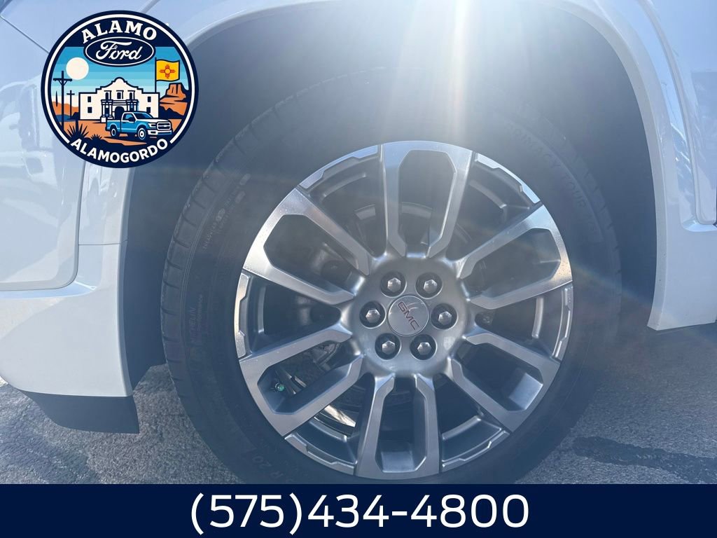 Used 2023 GMC Acadia Denali w/ Denali Ultimate Package image 2