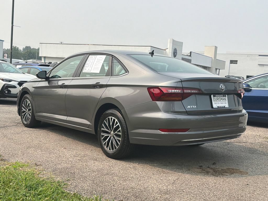 Used 2019 Volkswagen Jetta SE FWD image 4