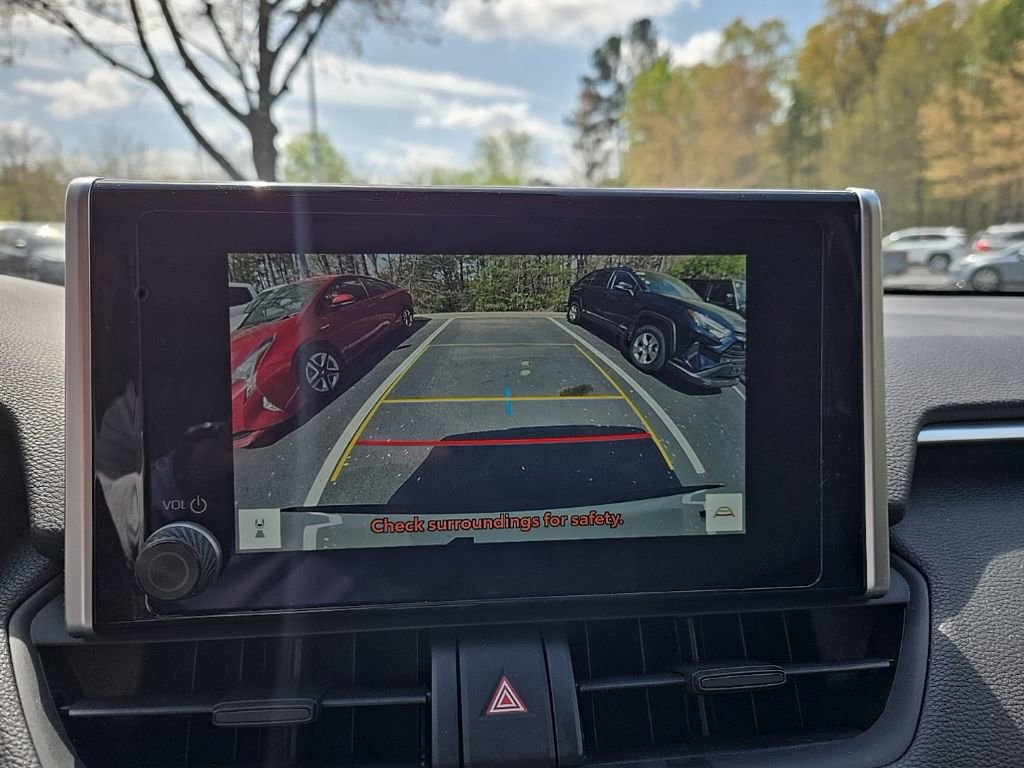 Used 2025 Toyota RAV4 LE image 5