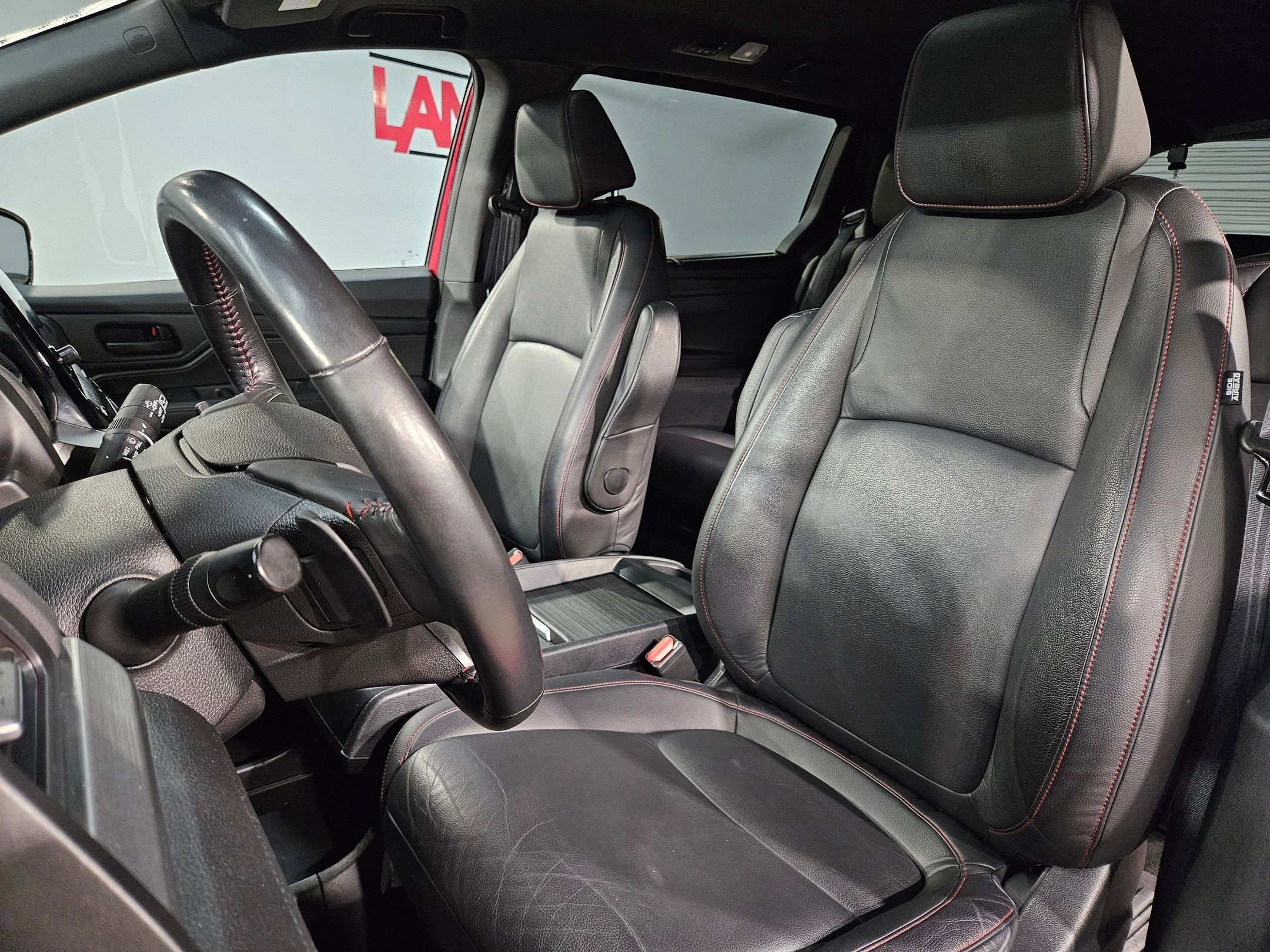 Used 2023 Honda Odyssey Sport image 23