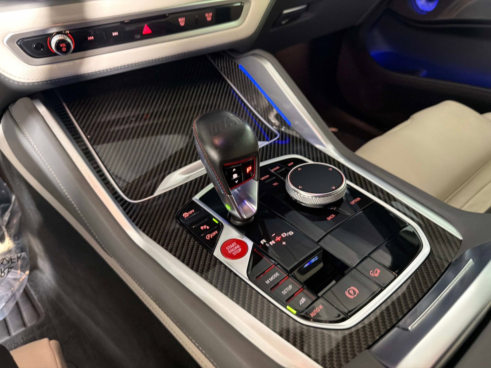 Used 2024 BMW X6 M Competition image 43