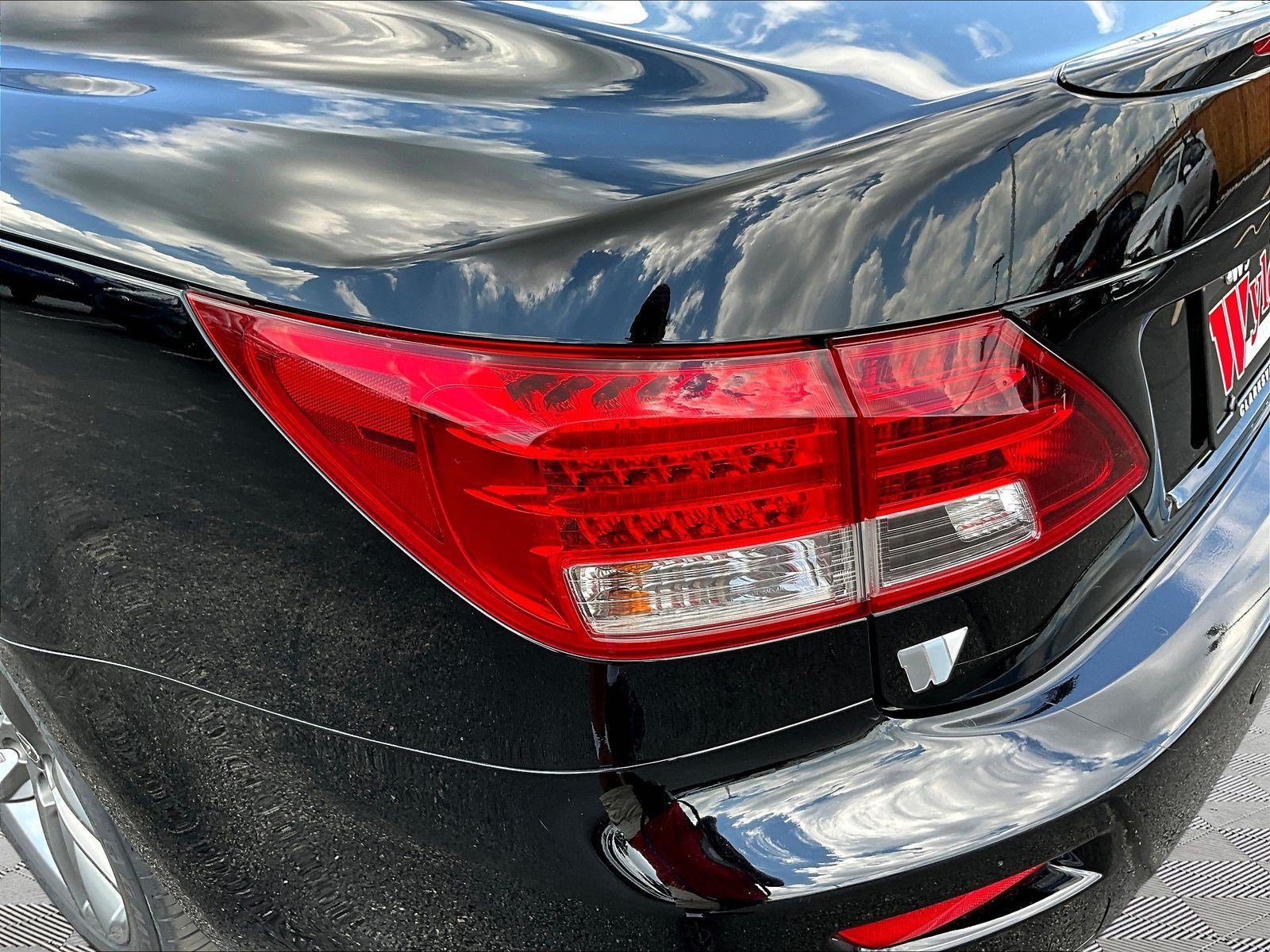 Used 2015 Lexus IS 350C w/ F-Sport Package w/as Tires RWD image 22