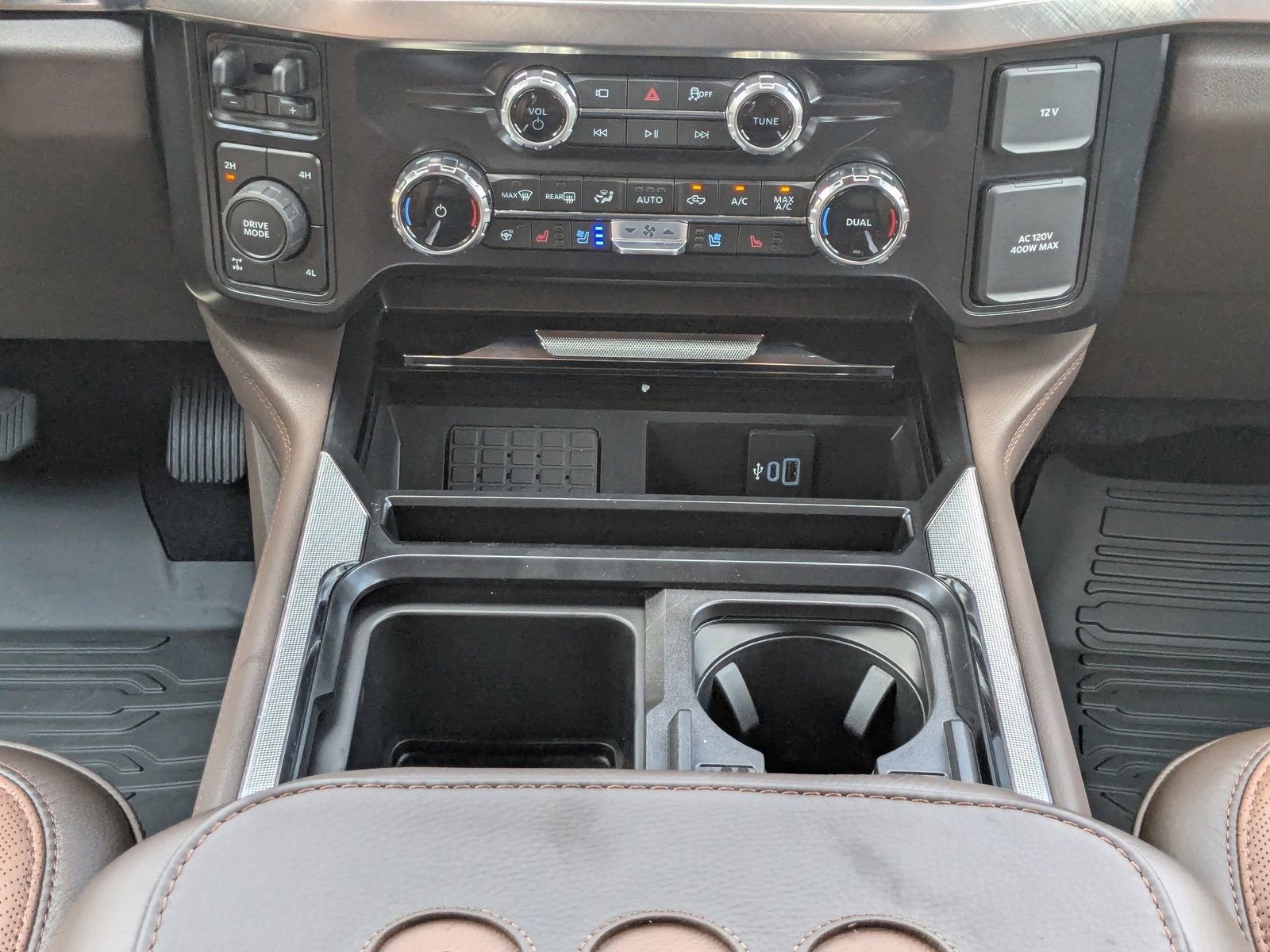 New 2025 Ford F350 King Ranch w/ Chrome Package image 20