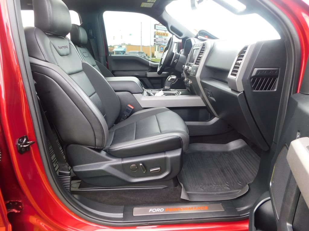 Used 2019 Ford F150 Raptor w/ Equipment Group 802A Luxury AWD/4WD image 26