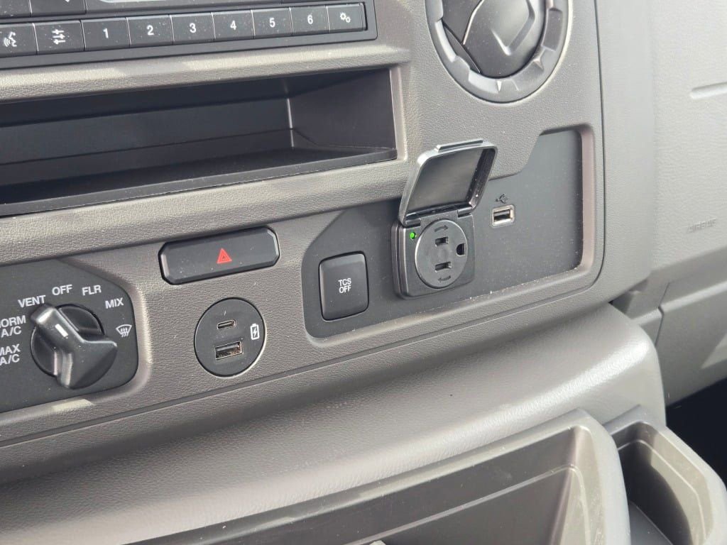 New 2026 Ford E-450 and Econoline 450 Super Duty w/ Power Equipment Group image 21