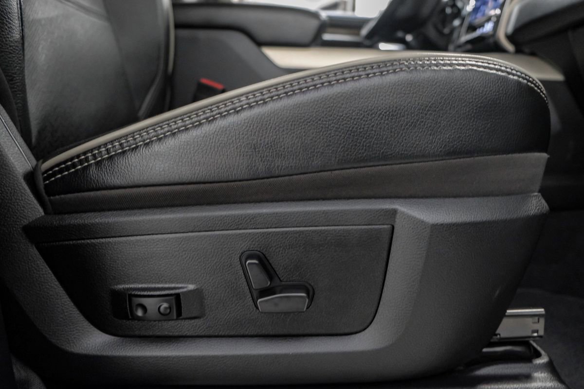 Used 2024 RAM 3500 Laramie image 36