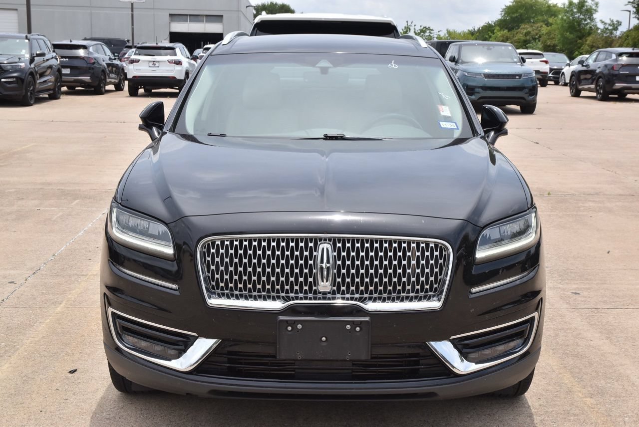 Used 2019 Lincoln Nautilus Select FWD image 3