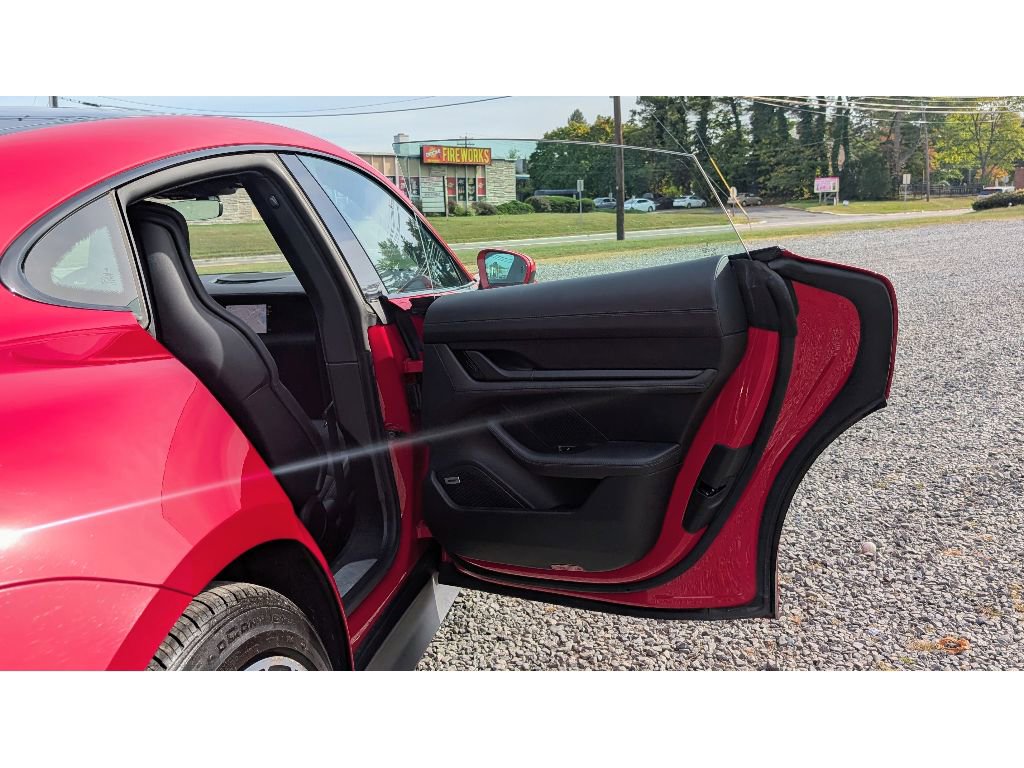 Used 2020 Porsche Taycan 4S image 12