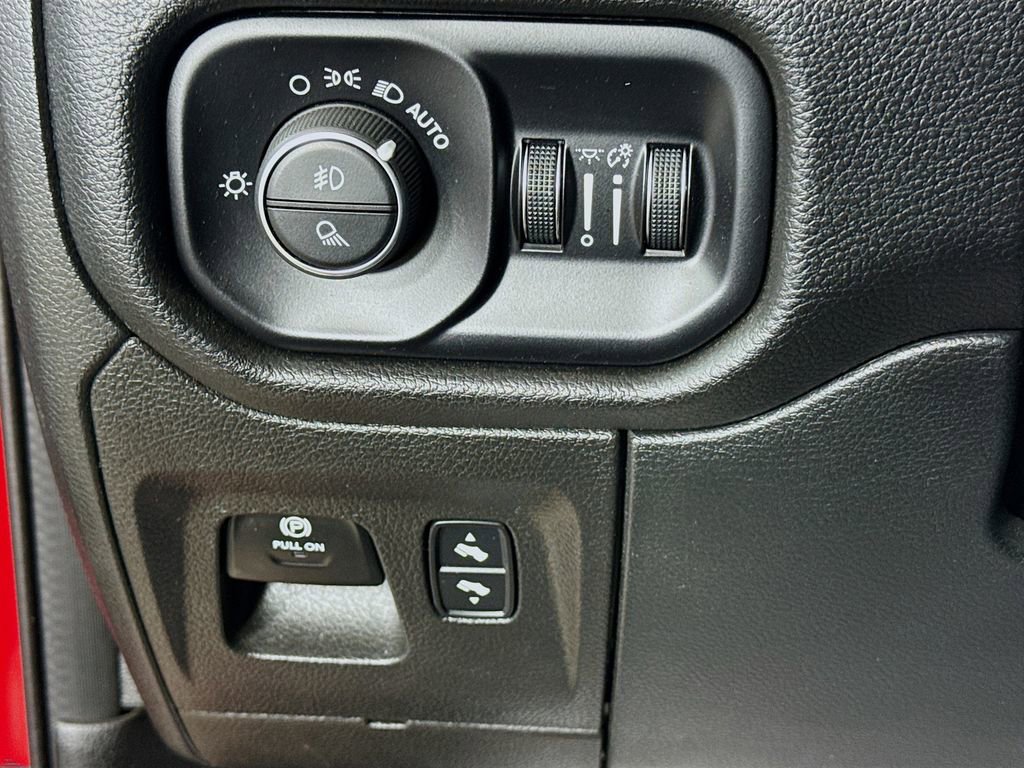 Used 2022 RAM 1500 Laramie image 10