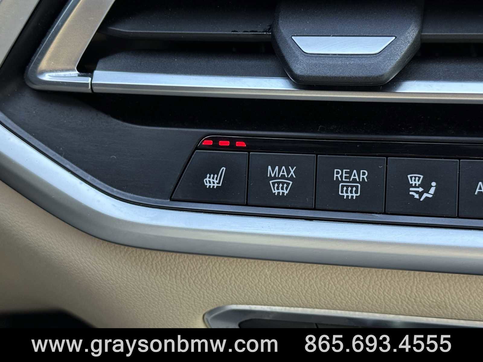 Used 2021 BMW X5 xDrive40i w/ Premium Package 3 image 24