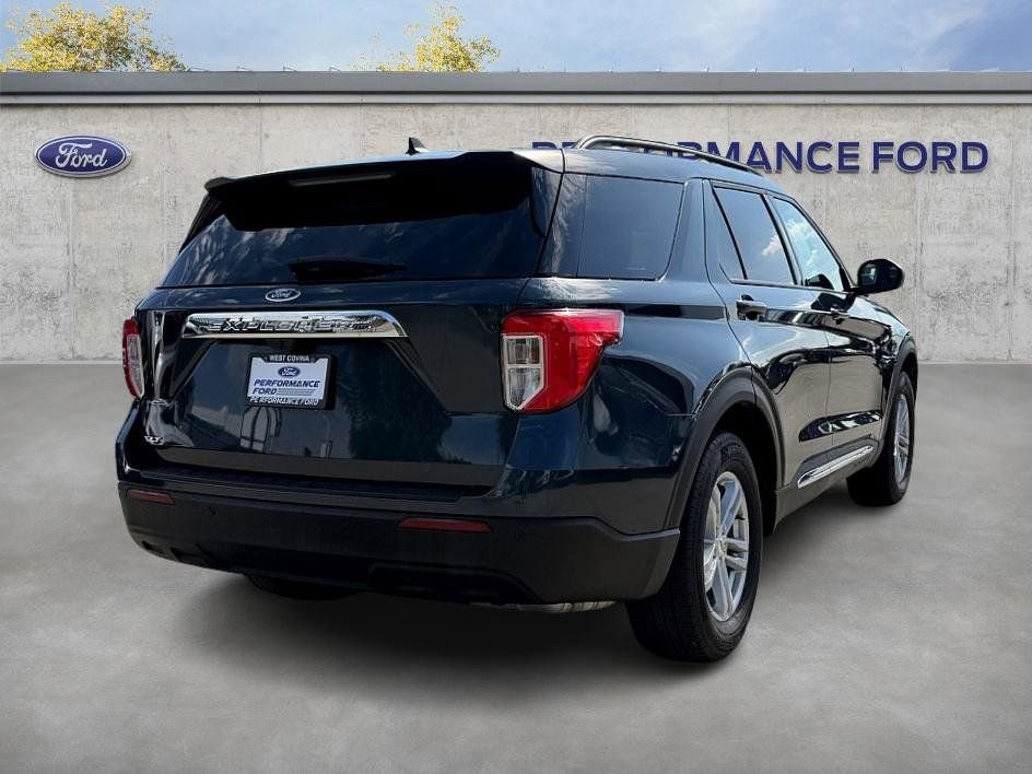 Used 2023 Ford Explorer XLT image 8