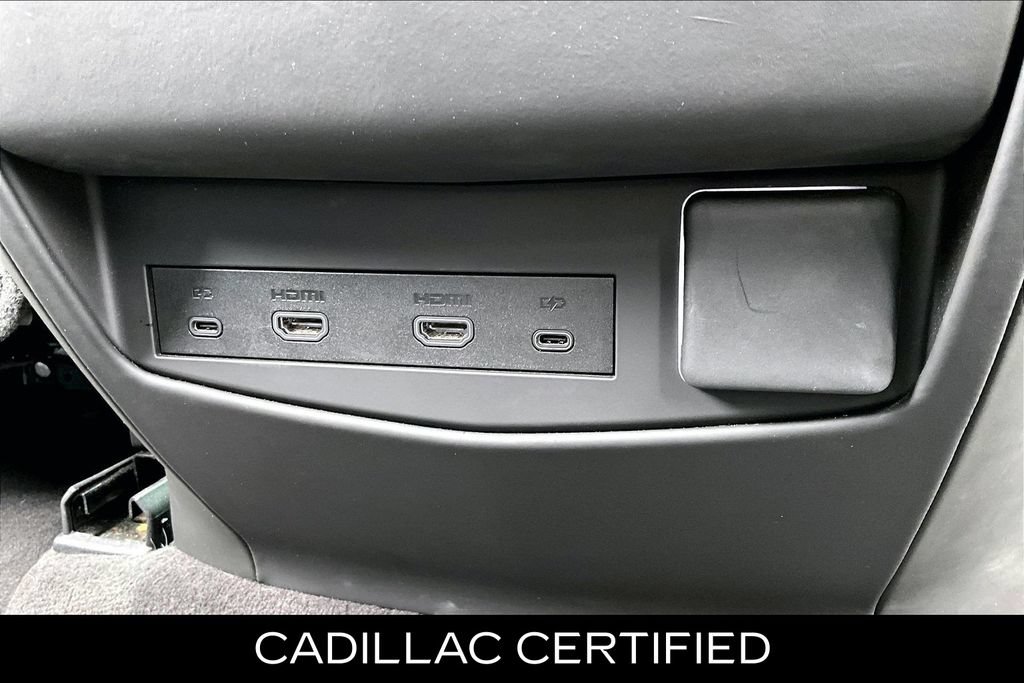 Certified 2025 Cadillac Escalade ESV Sport Platinum AWD/4WD image 36