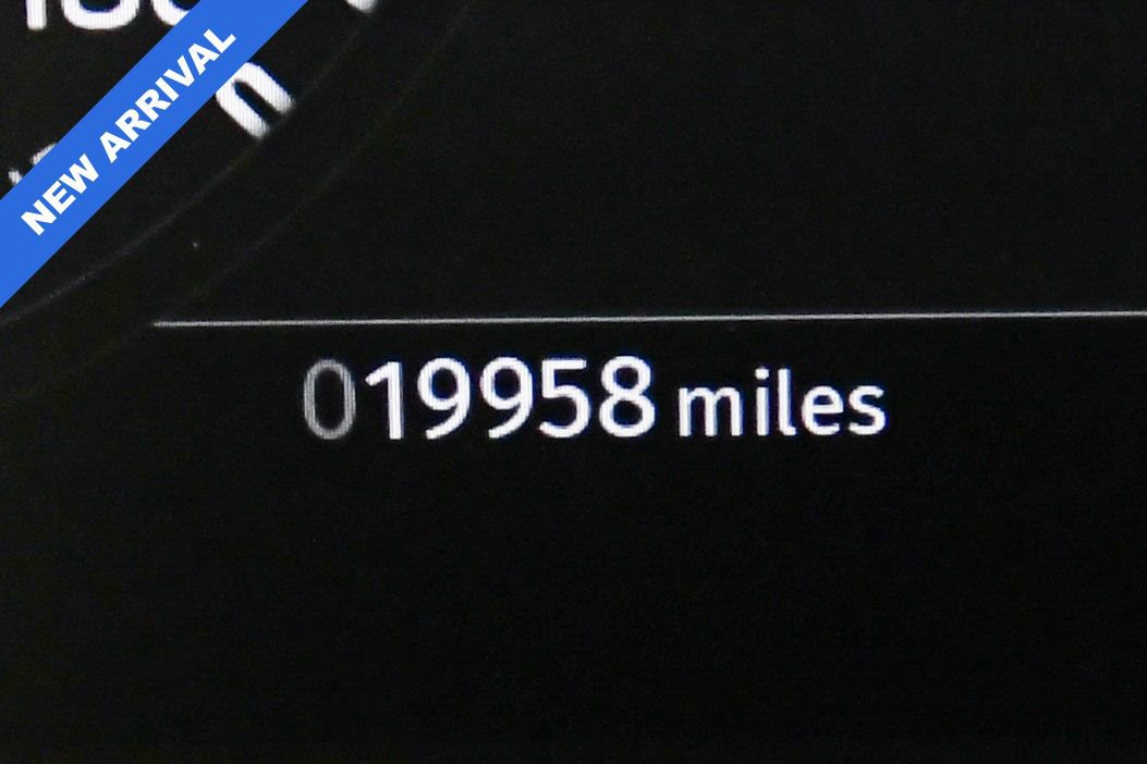 Used 2024 Land Rover Defender 110 S image 15