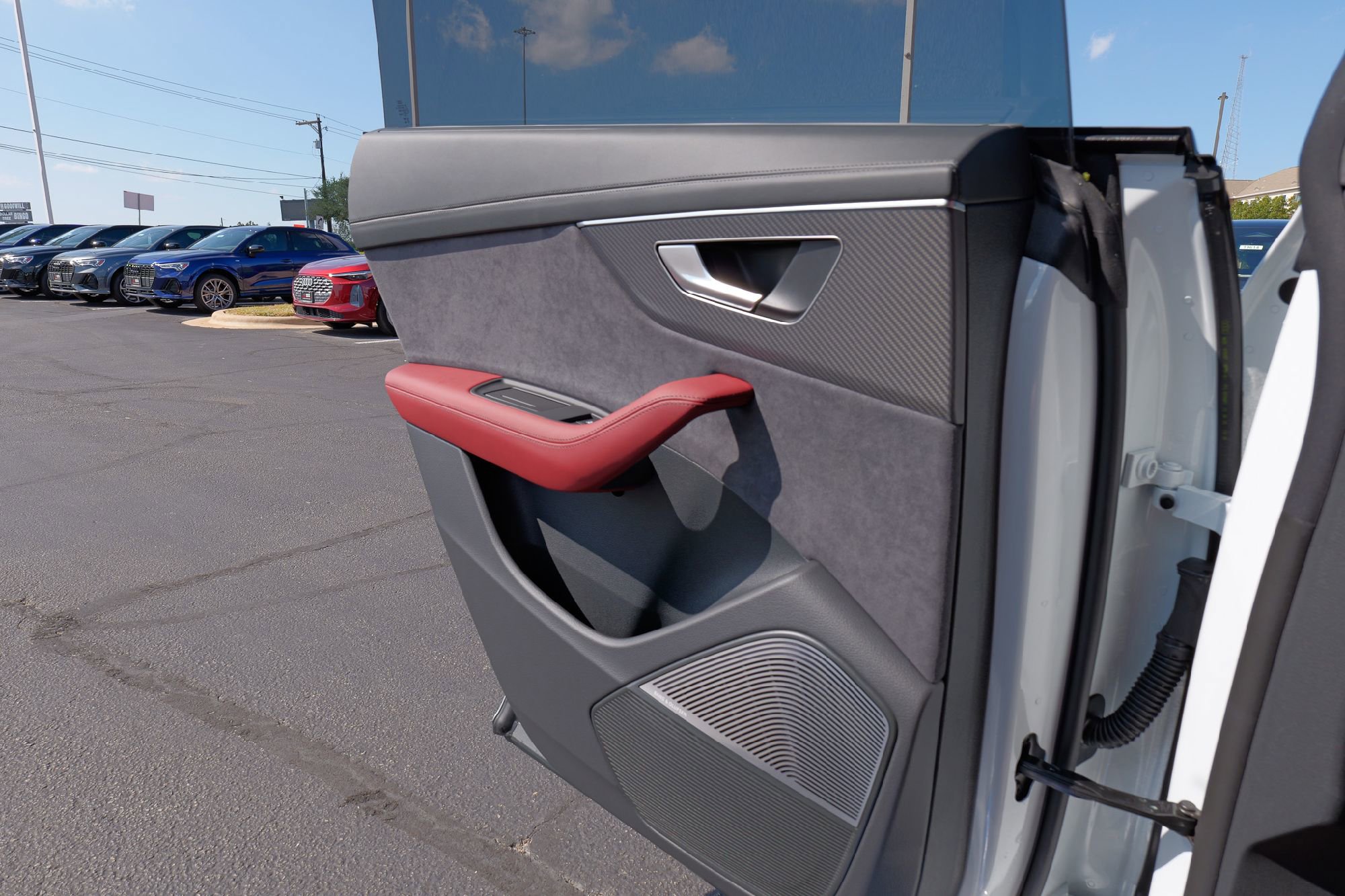 New 2026 Audi SQ8 Prestige image 32