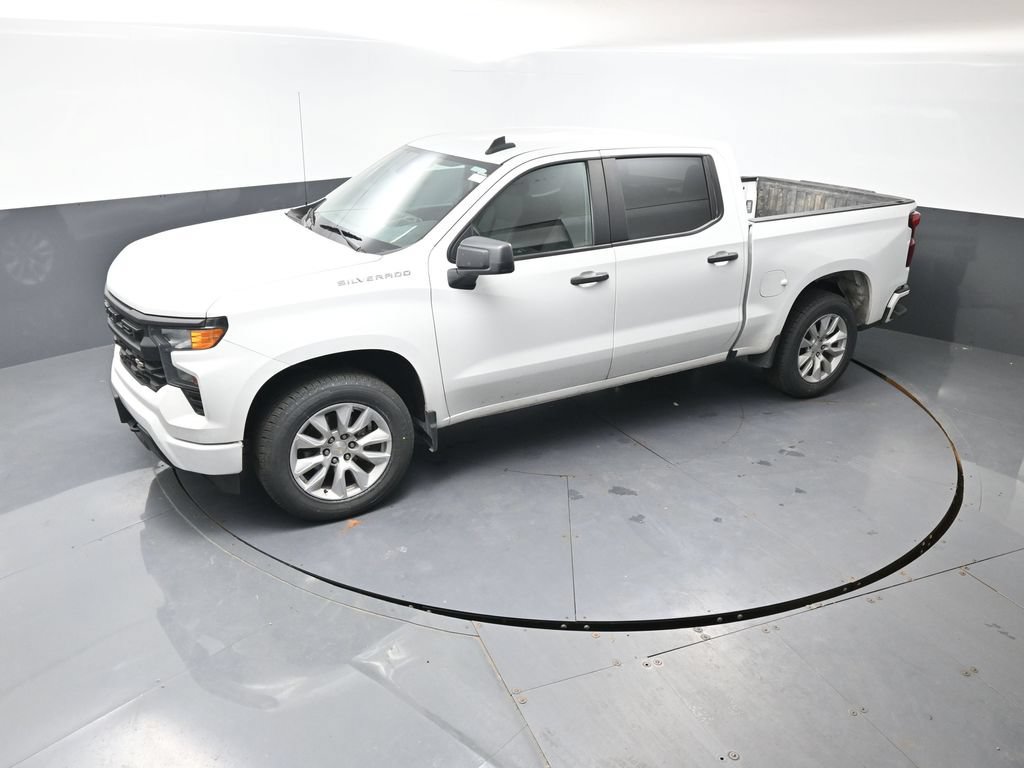Used 2023 Chevrolet Silverado 1500 Custom AWD/4WD image 13