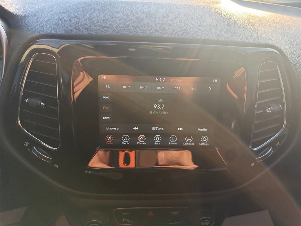 Used 2020 Jeep Compass Latitude image 17