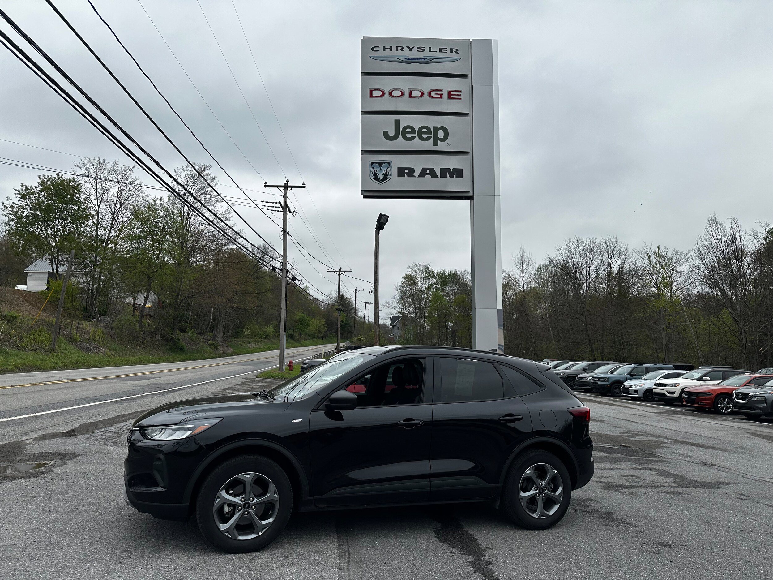 Used 2025 Ford Escape ST-Line AWD/4WD image 36