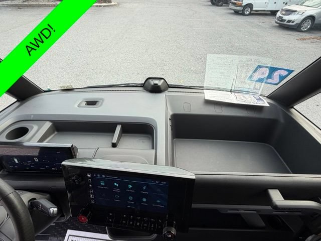 Used 2024 Chevrolet Brightdrop 600 w/ Commercial Equipment Package AWD/4WD image 45