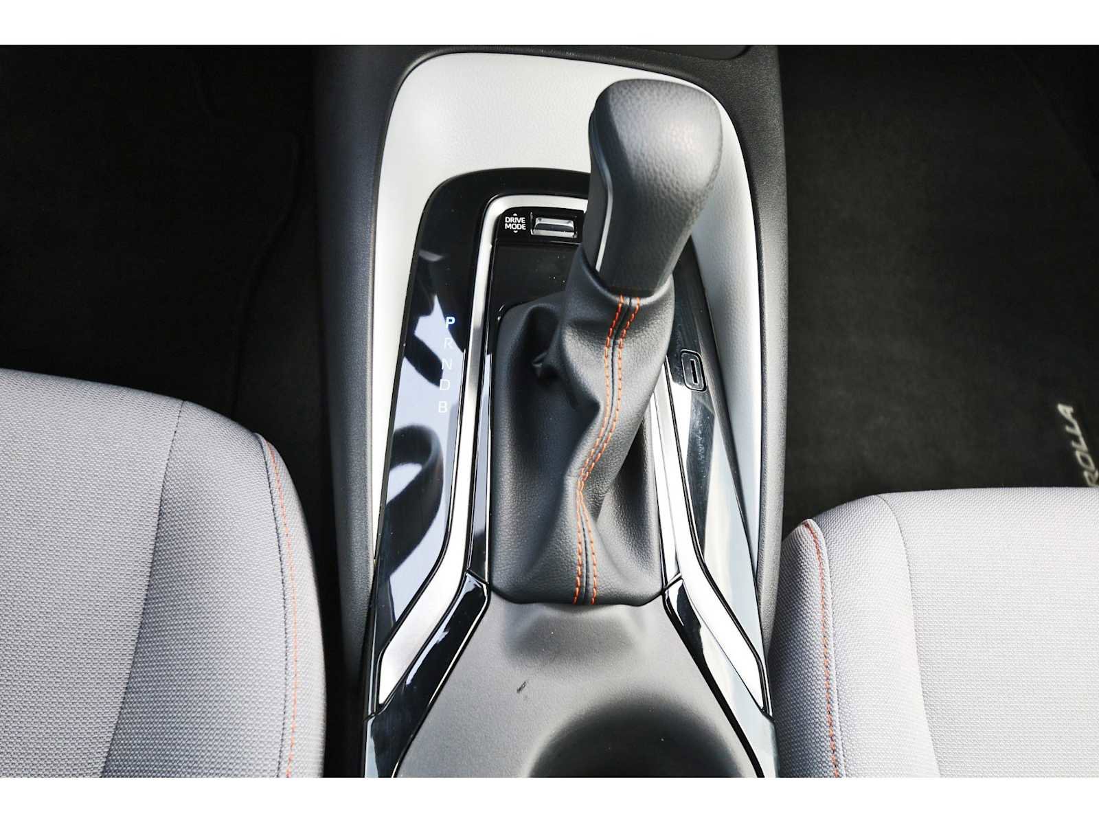 Used 2025 Toyota Corolla FX image 25