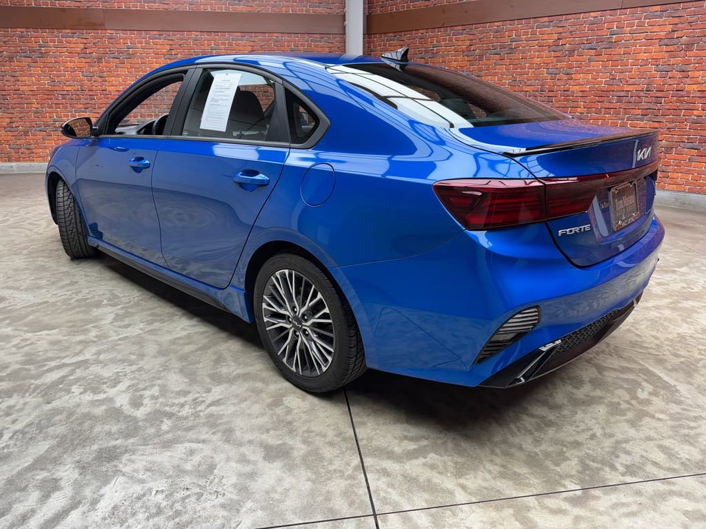 Used 2023 Kia Forte GT-Line w/ GT-Line Premium Package FWD video 2