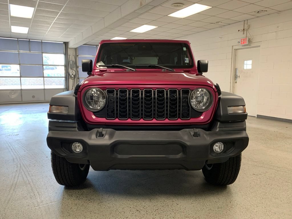 Used 2024 Jeep Wrangler Sport AWD/4WD image 4