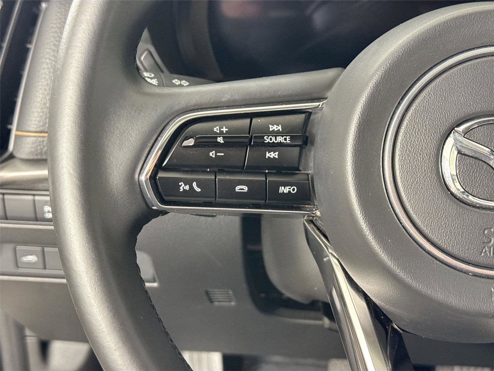 Used 2025 MAZDA CX-90 Plug-In Hybrid w/ Preferred AWD/4WD image 18