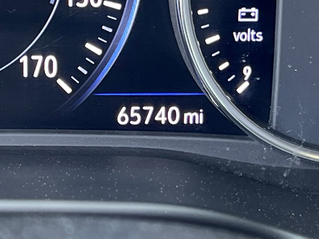 Used 2024 Buick Enclave Premium image 24