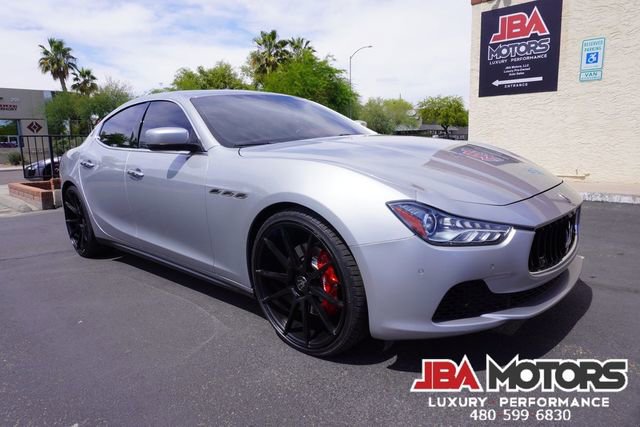 Used 2015 Maserati Ghibli RWD image 2