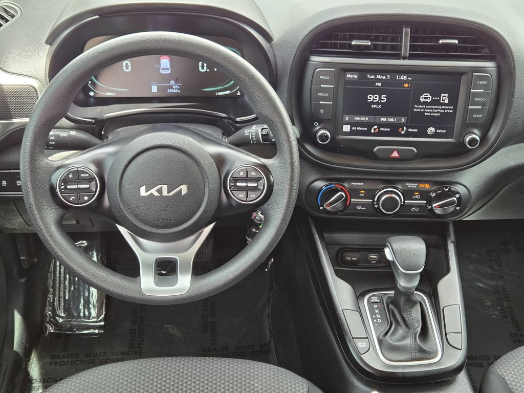 Certified 2023 Kia Soul LX FWD image 10