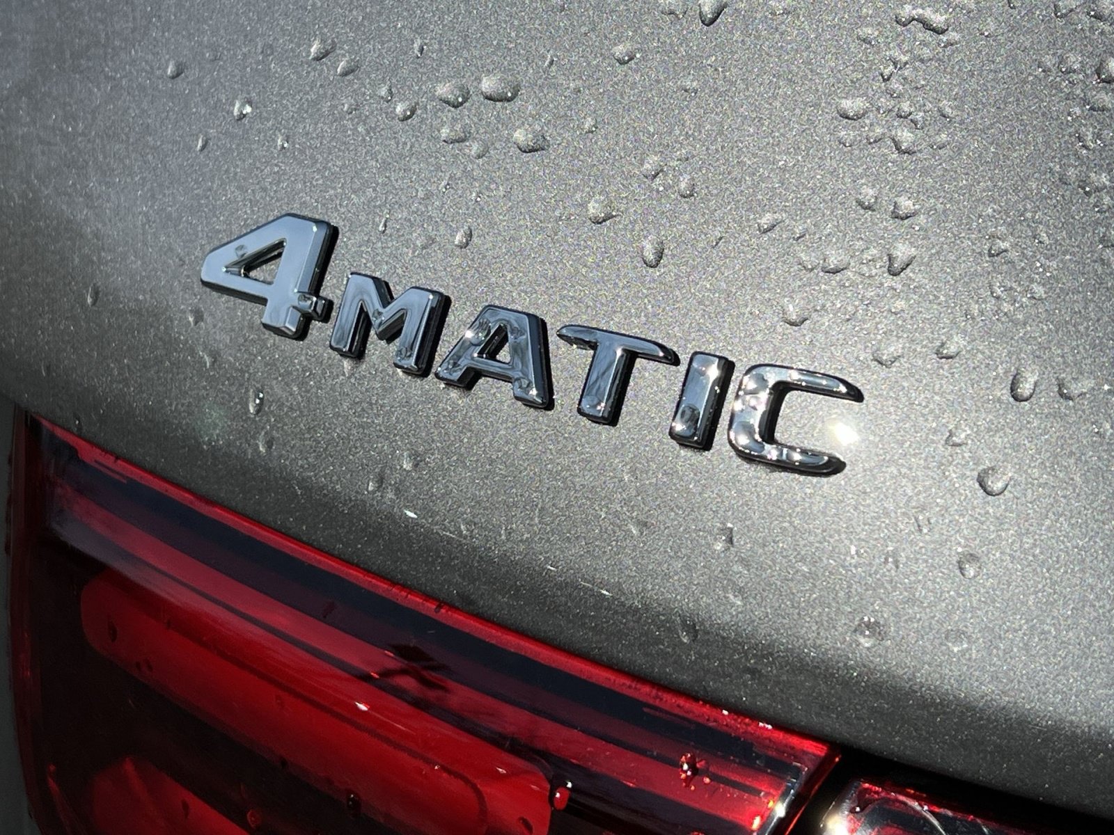 Used 2026 Mercedes-Benz GLB 250 4MATIC image 28
