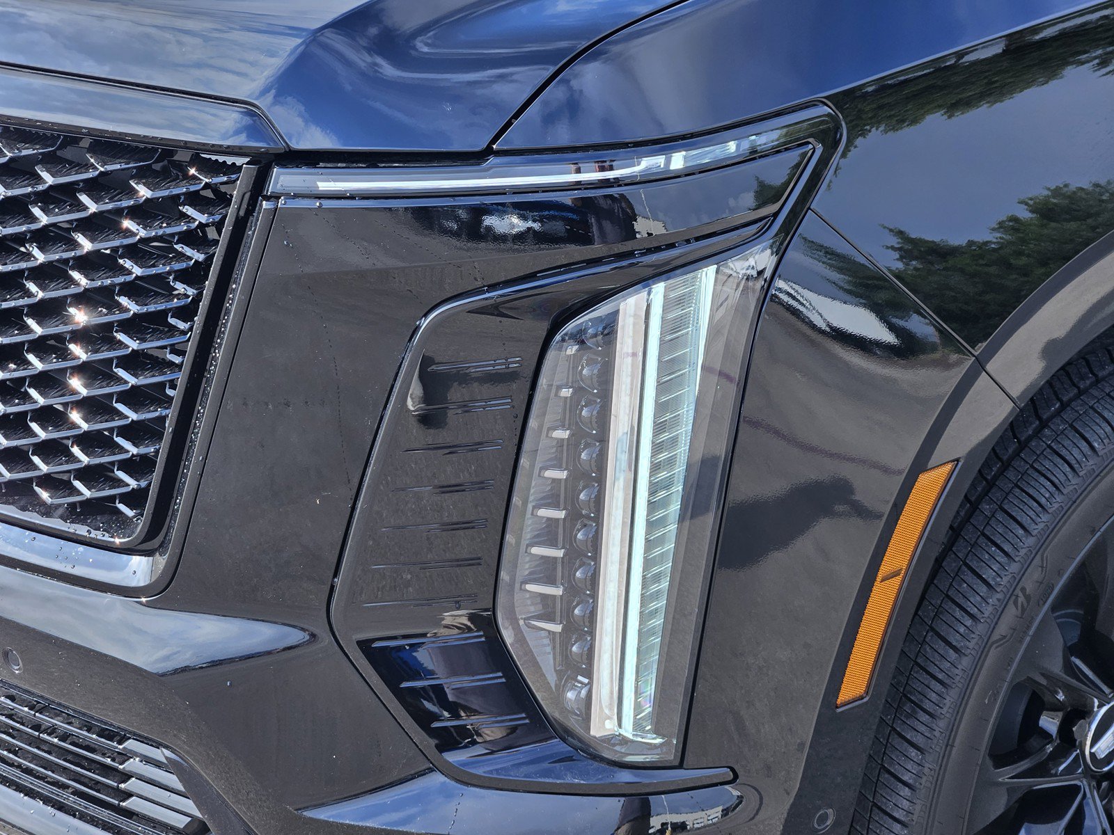 New 2026 Cadillac Escalade Platinum Sport w/ LPO, ONYX Package AWD/4WD image 5