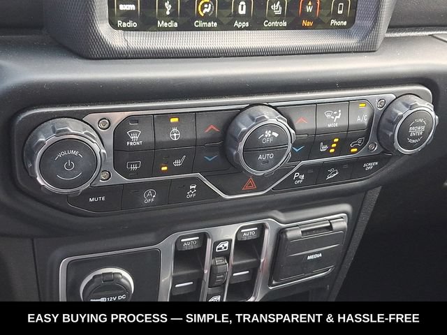 Used 2019 Jeep Wrangler Unlimited Sahara AWD/4WD image 18