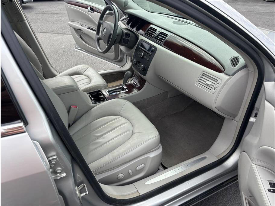 Used 2006 Buick Lucerne CXL w/ Luxury Package FWD image 13