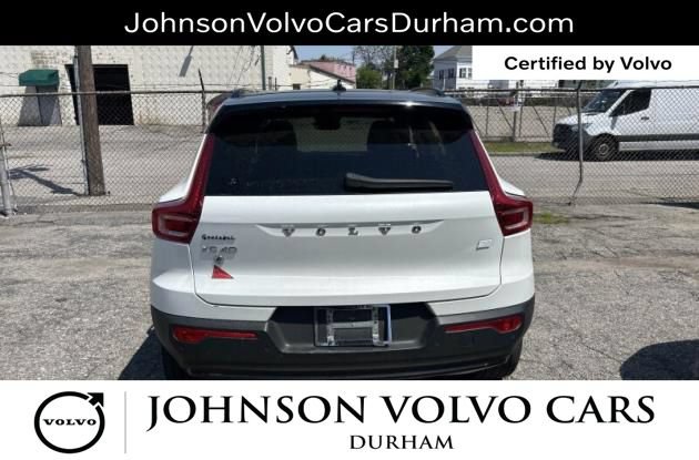 Used 2023 Volvo XC40 Recharge Ultimate w/ Protection Package Premier AWD/4WD image 3
