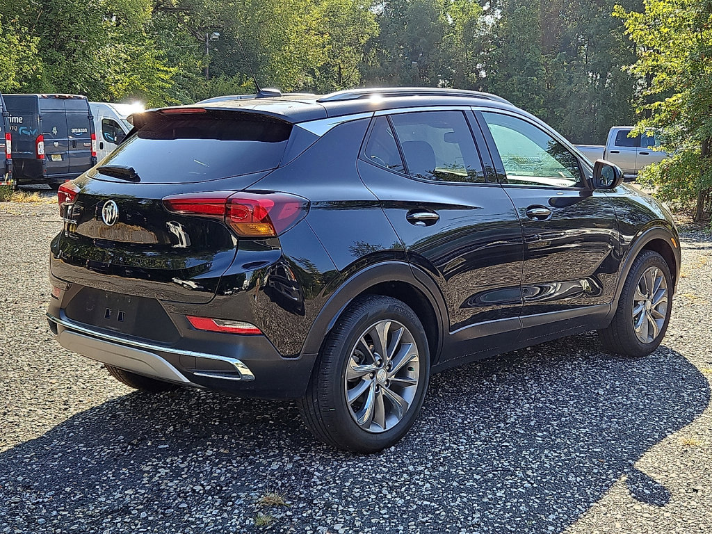 Used 2023 Buick Encore GX Essence w/ Experience Buick Package image 5