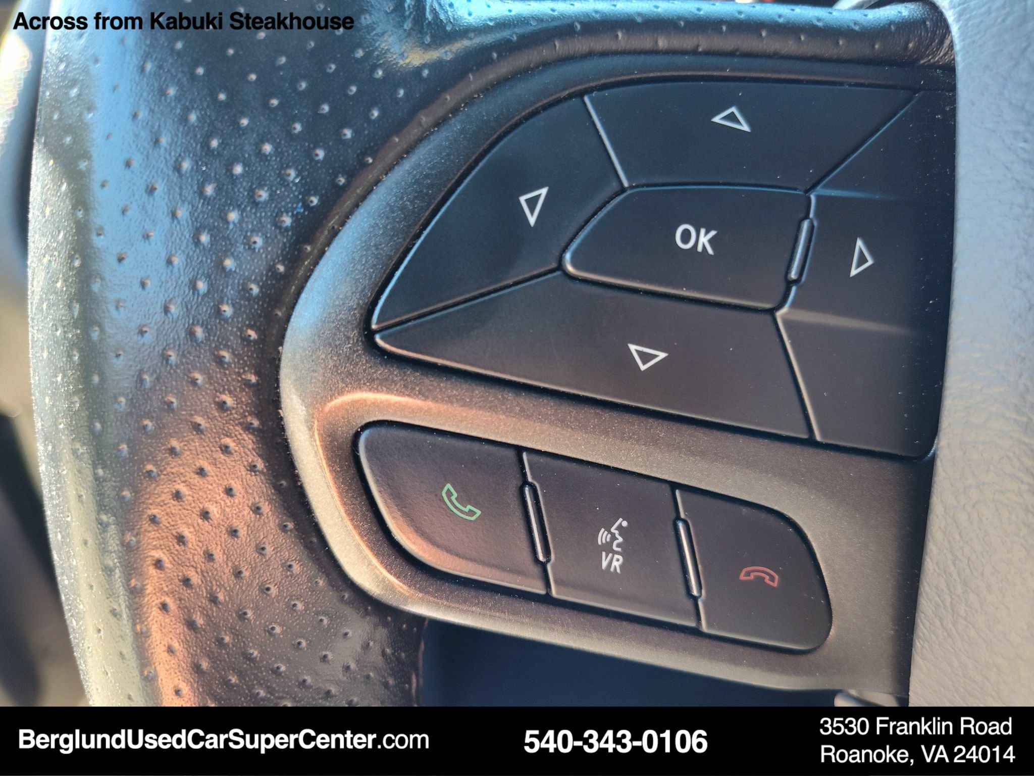 Used 2022 Dodge Challenger GT RWD image 22